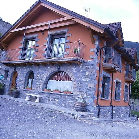 Casa Miguel Periz Apartment Sorripas Екстериор снимка
